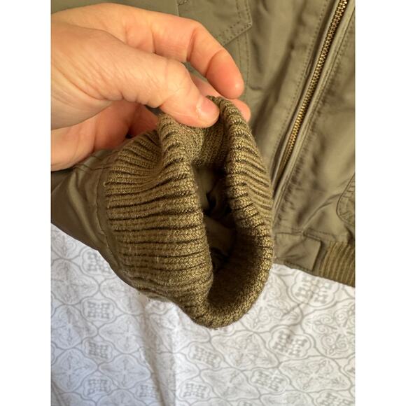 Abercrombie & Fitch Women's Green Bomber Jacket Size Large - Picture 9 of 13